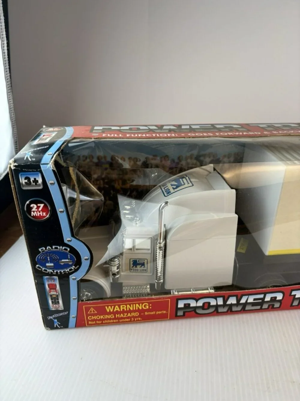 Vtg NIB Power Transporter Food Lion Truck Remote Control R/C 18 Wheeler Semi 24